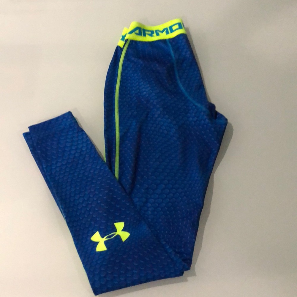 Under Armour compression leggings